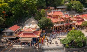 chua Ba trong le Via